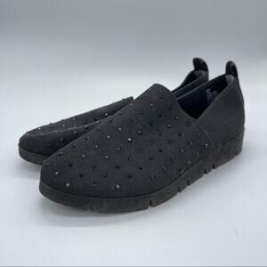 Yellow Box, Glitzy Slip On Shoes, Size 7.5. In excellent condition!